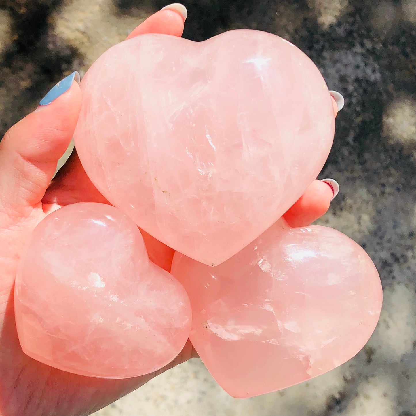 Pink Rose Quartz Hearts - thebodymindsoulshop