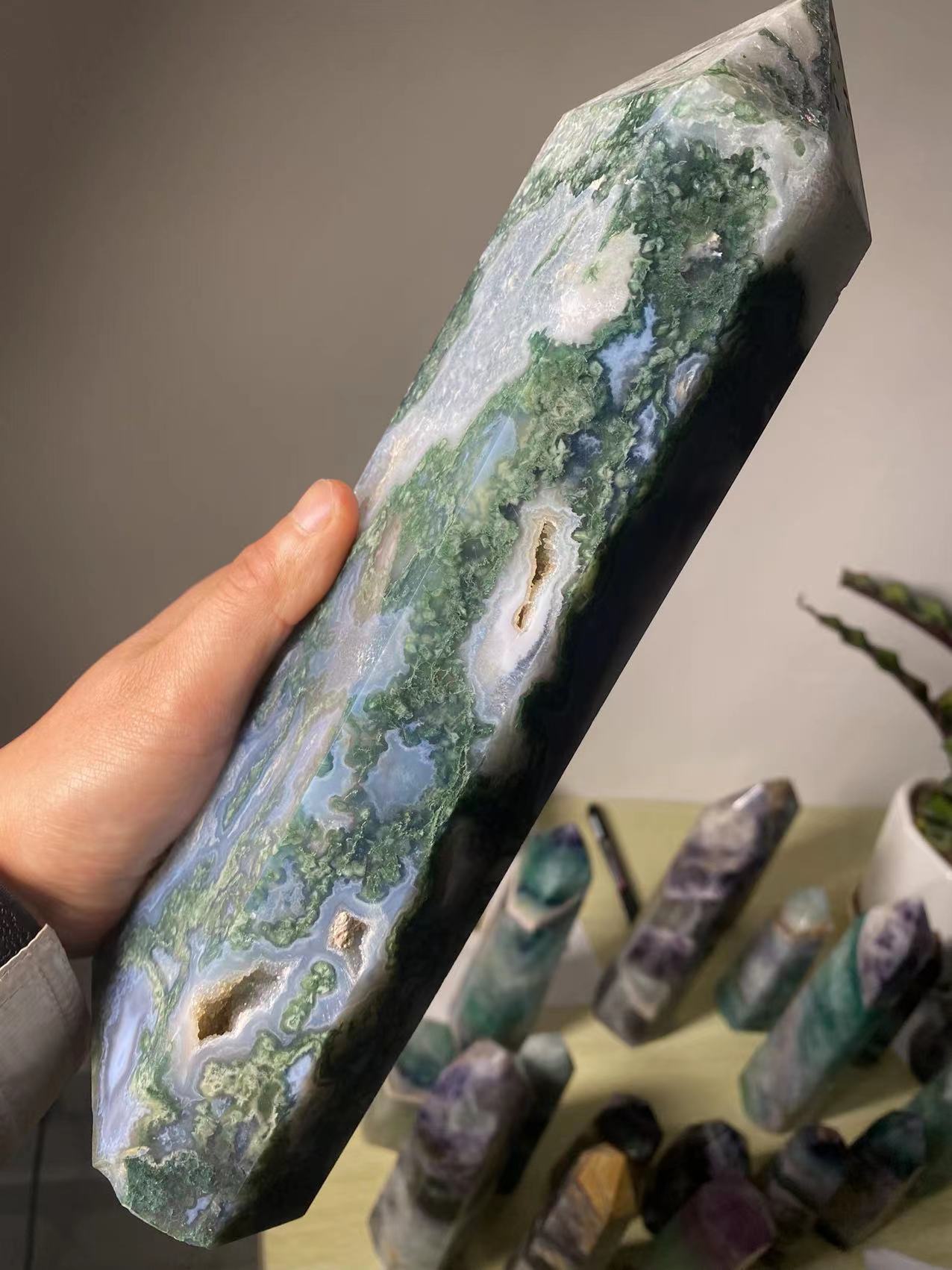 Large moss agate crystal tower - thebodymindsoulshop