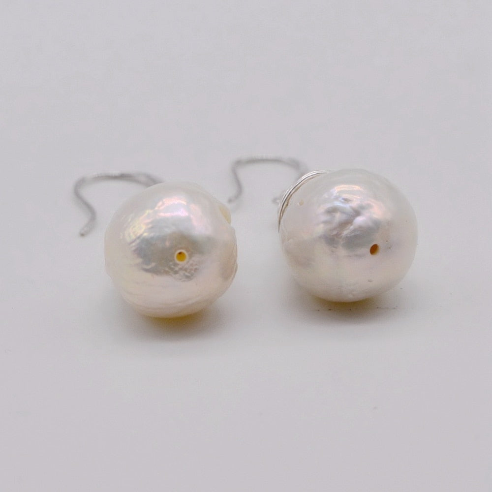 Baroque Pearl Earrings - thebodymindsoulshop