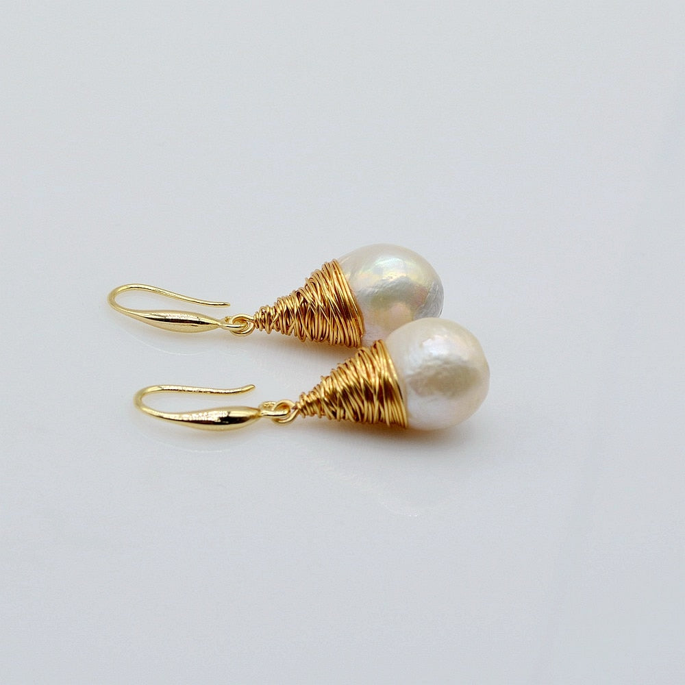 Baroque Pearl Earrings - thebodymindsoulshop