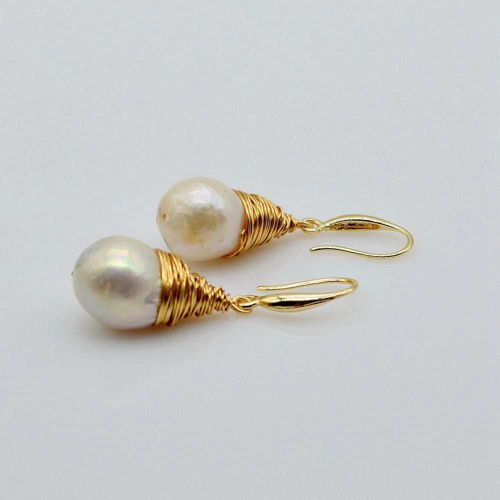 Baroque Pearl Earrings - thebodymindsoulshop