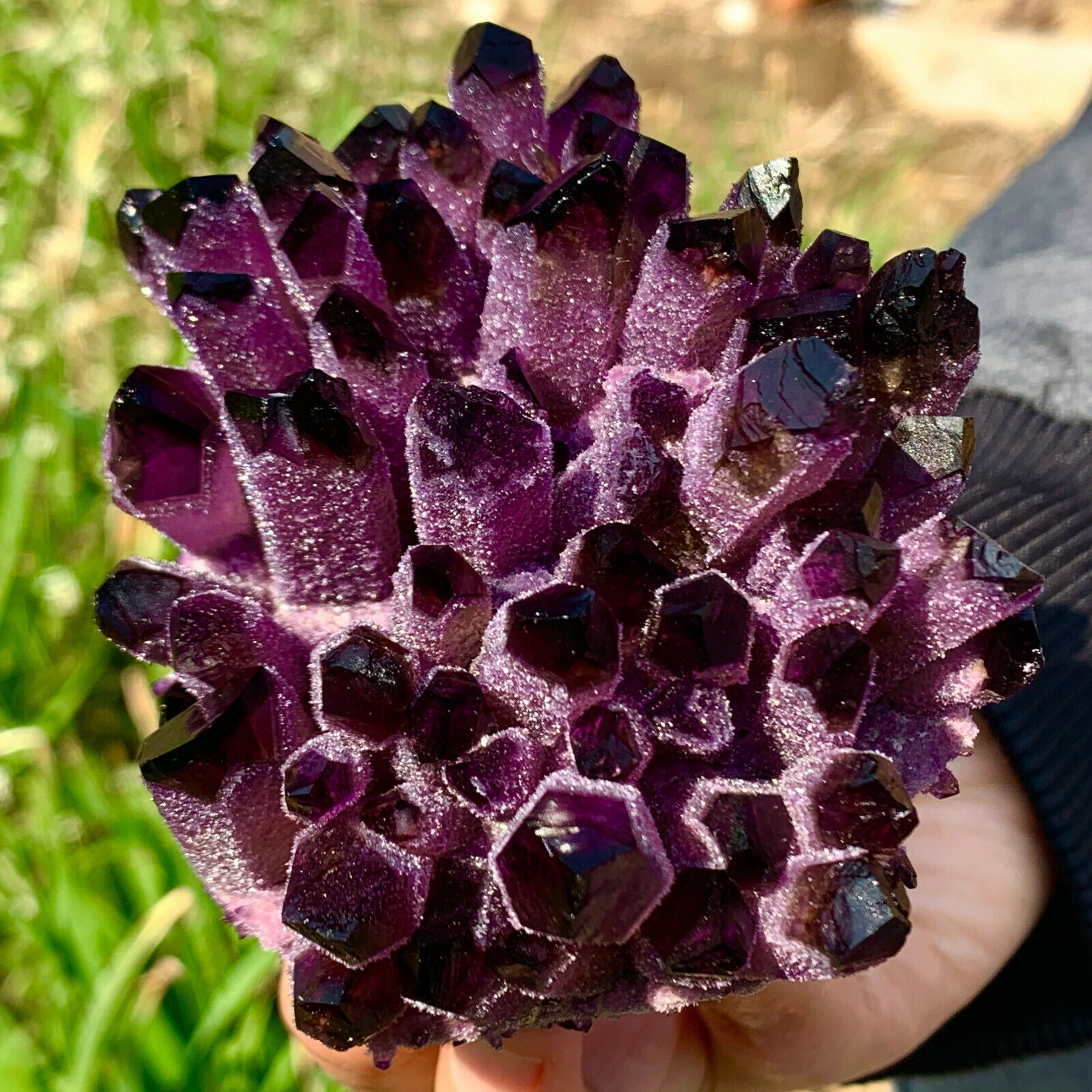 Amethyst Ghost Aura cluster - thebodymindsoulshop