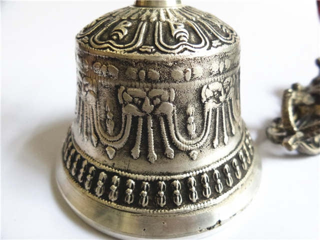 Tibetan Buddhist Bell with Dorje Vajra - thebodymindsoulshop