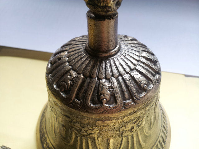 Tibetan Buddhist Bell with Dorje Vajra - thebodymindsoulshop