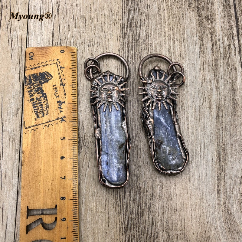 Irregular Natural Kyanite Vintage Sun Pendants - thebodymindsoulshop