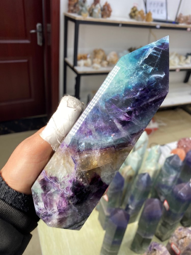 Large Fluorite Crystal Point - thebodymindsoulshop