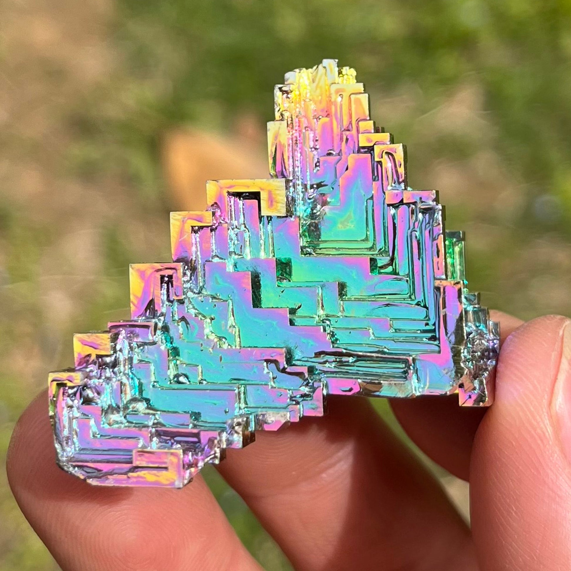 Bismuth Ore Cluster - thebodymindsoulshop