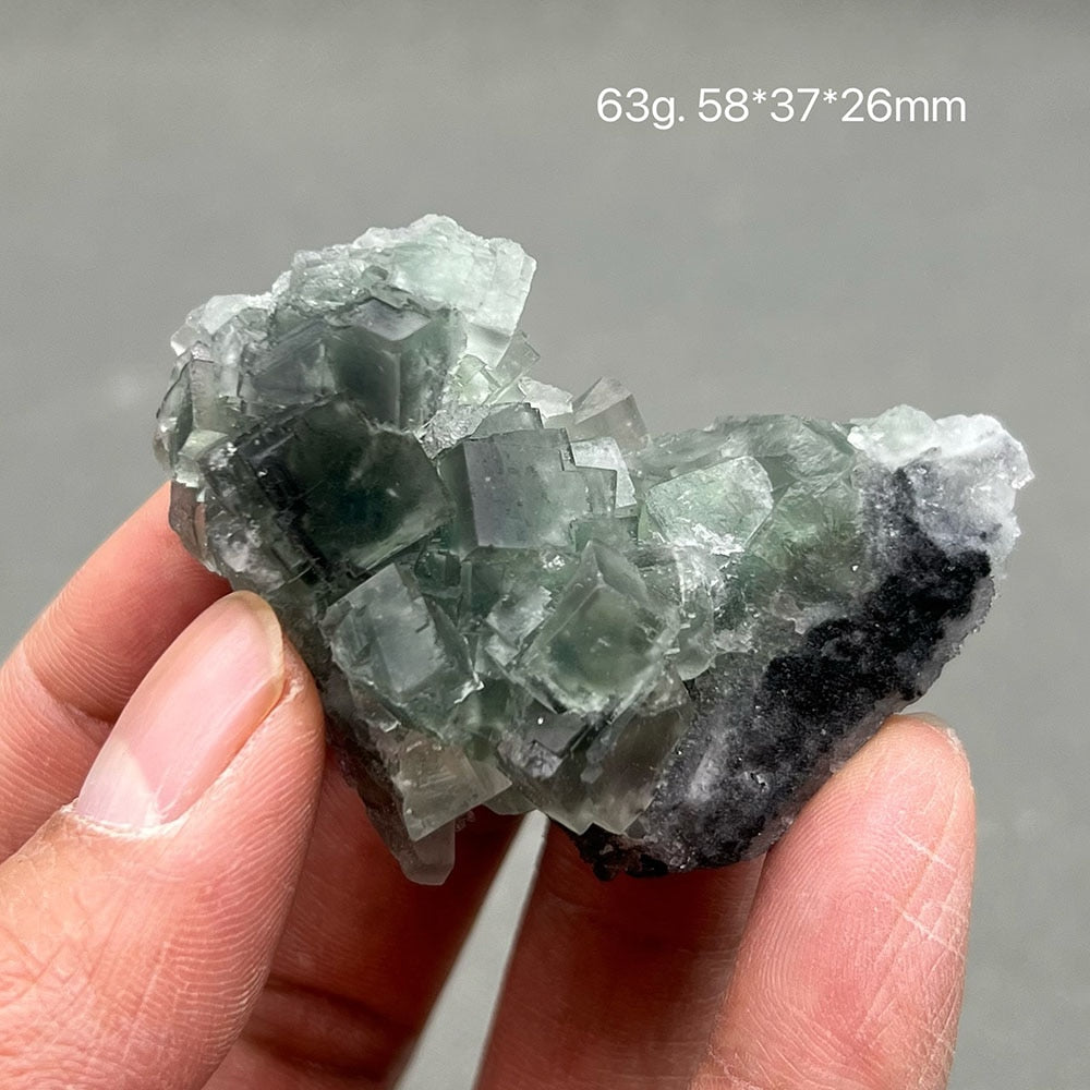 Green stepped fluorite cluster - thebodymindsoulshop