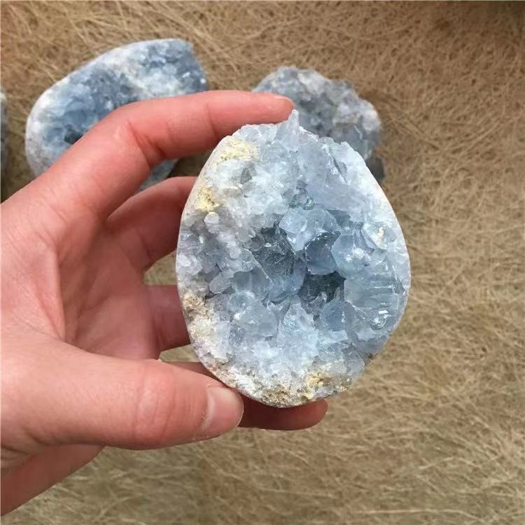 Blue Celestite Crystal Clusters - thebodymindsoulshop