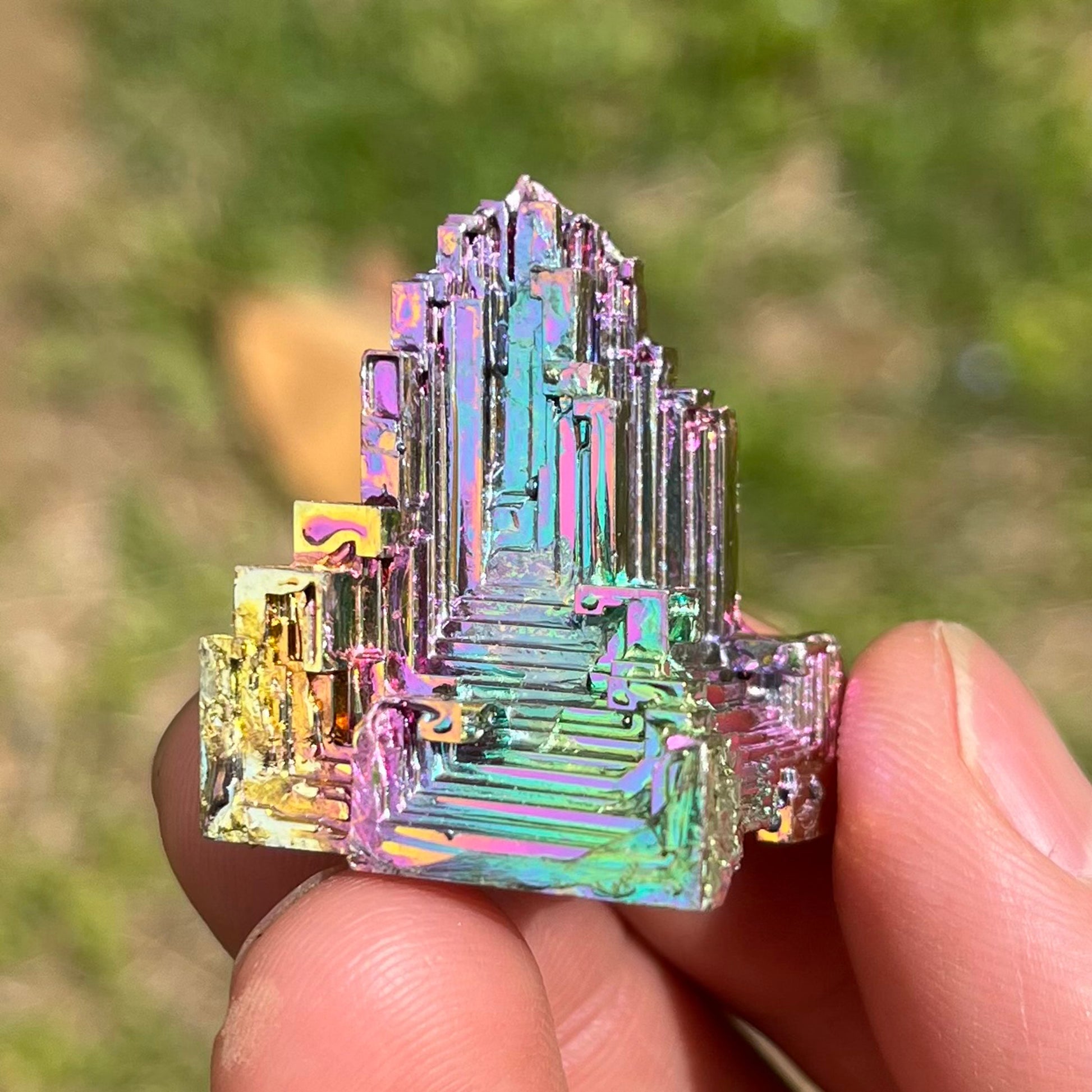 Bismuth Ore Cluster - thebodymindsoulshop