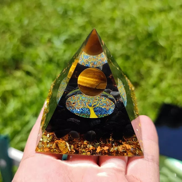 Various Energy Pyramids (Lamp base available) - thebodymindsoulshop