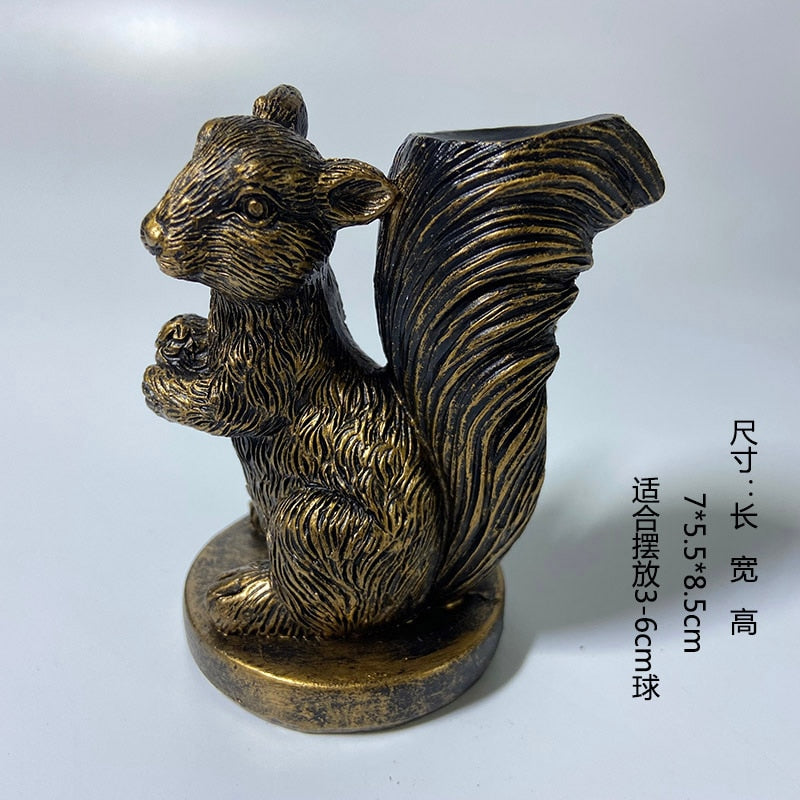 Squirrel Crystal Ball Base - thebodymindsoulshop