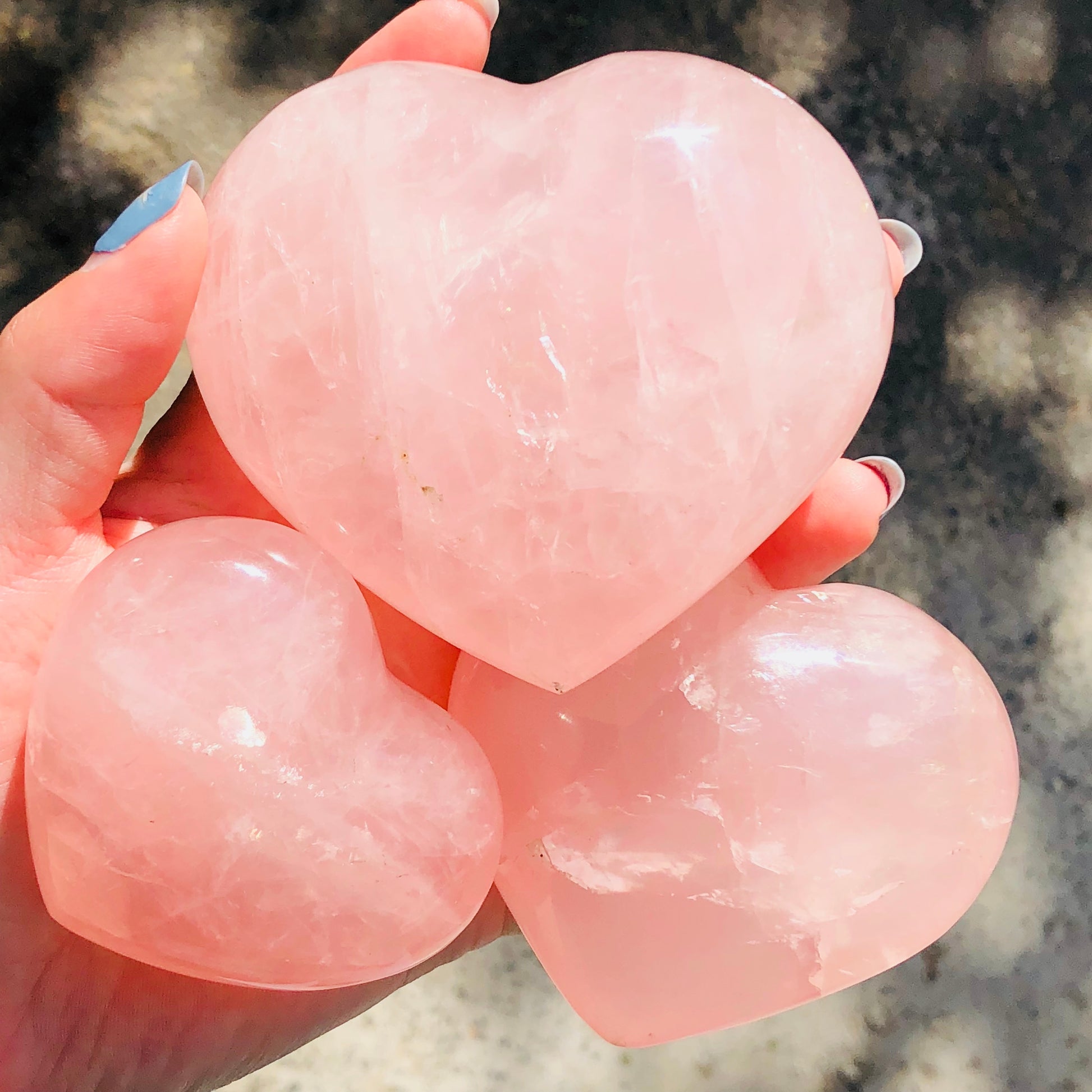 Pink Rose Quartz Hearts - thebodymindsoulshop