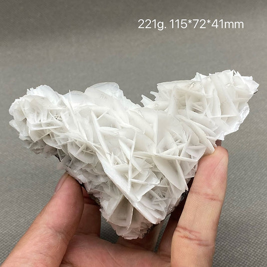 White flake calcite cluster - thebodymindsoulshop